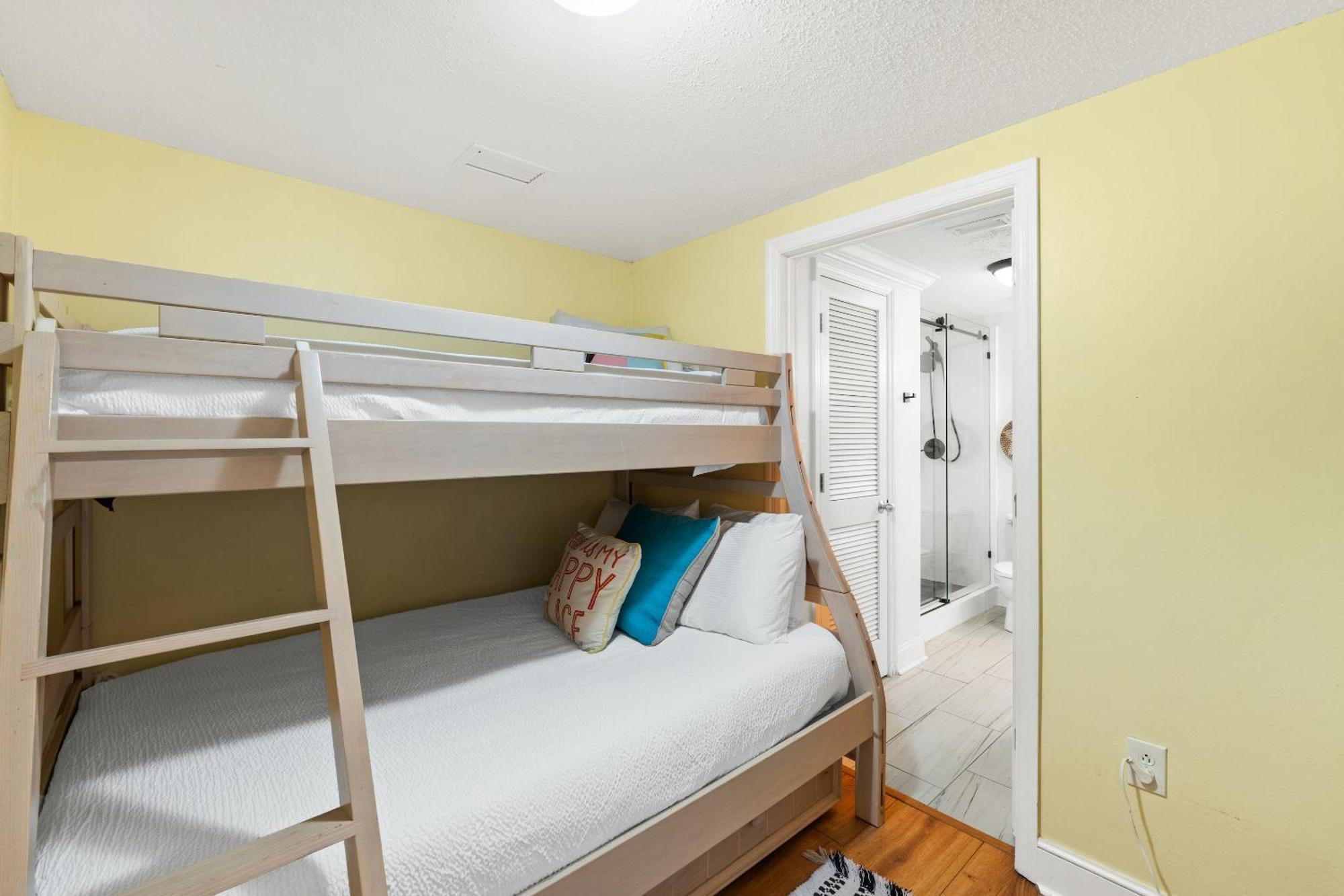 Majestic Beach Towers Resort By Panhandle Getaways Panama City Beach Pokoj fotografie